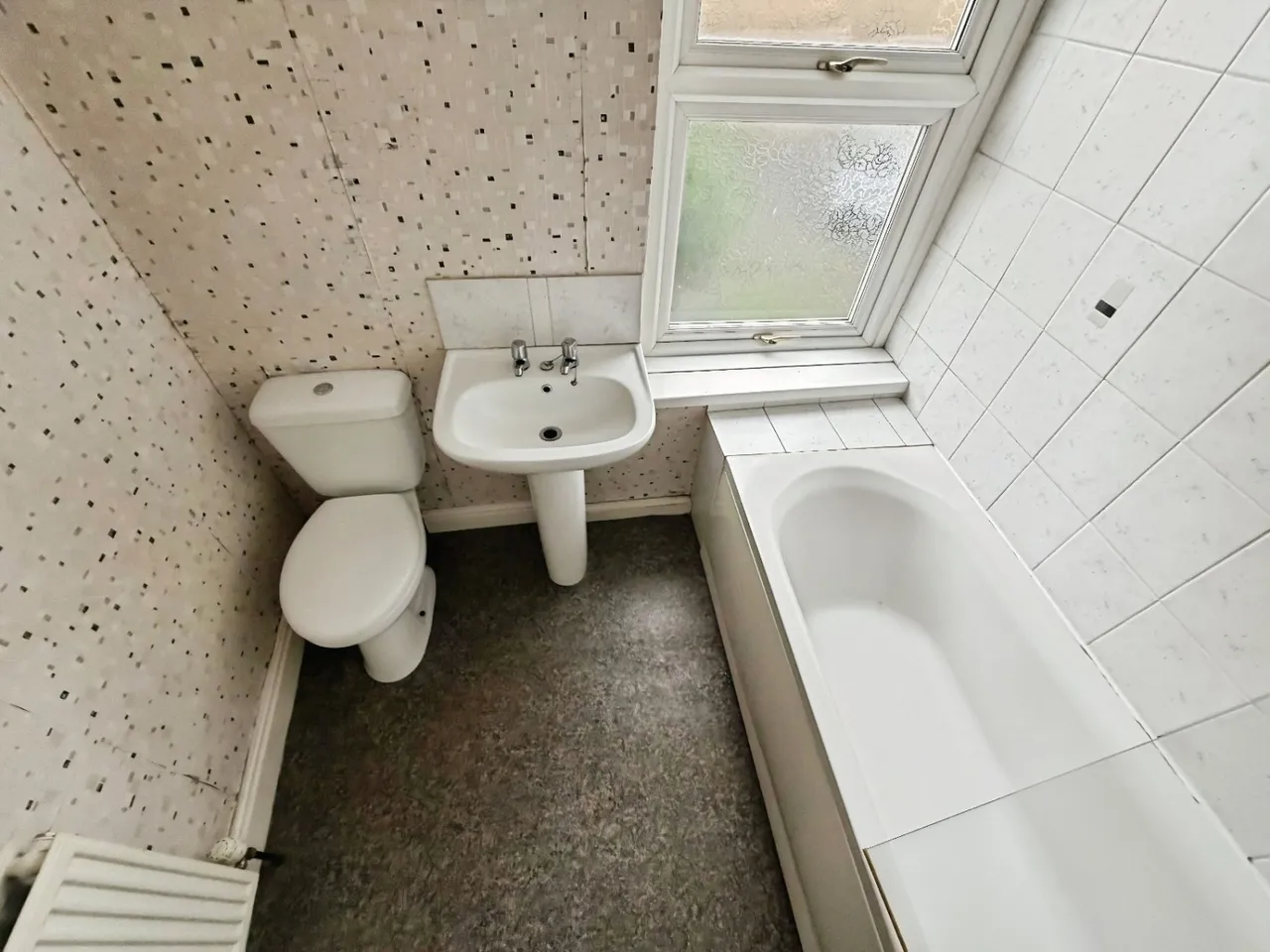 Platt Square, Cleckheaton, BD19, photo 7