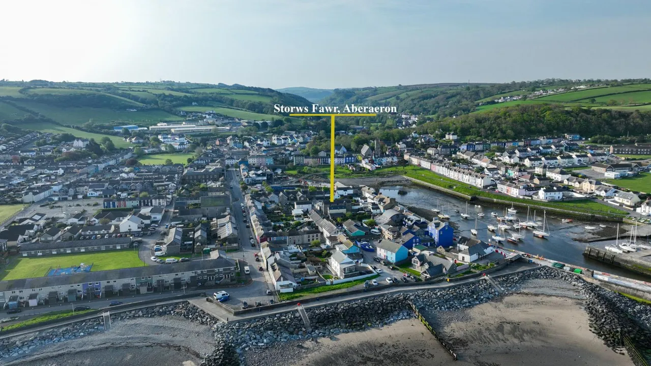 Drury Lane, Aberaeron, SA46, photo 22