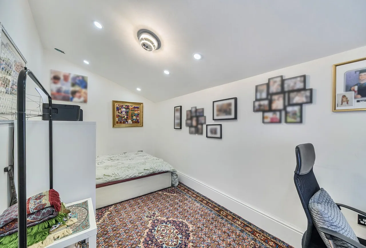 Fairfields Close, London, NW9 0PH, photo 8