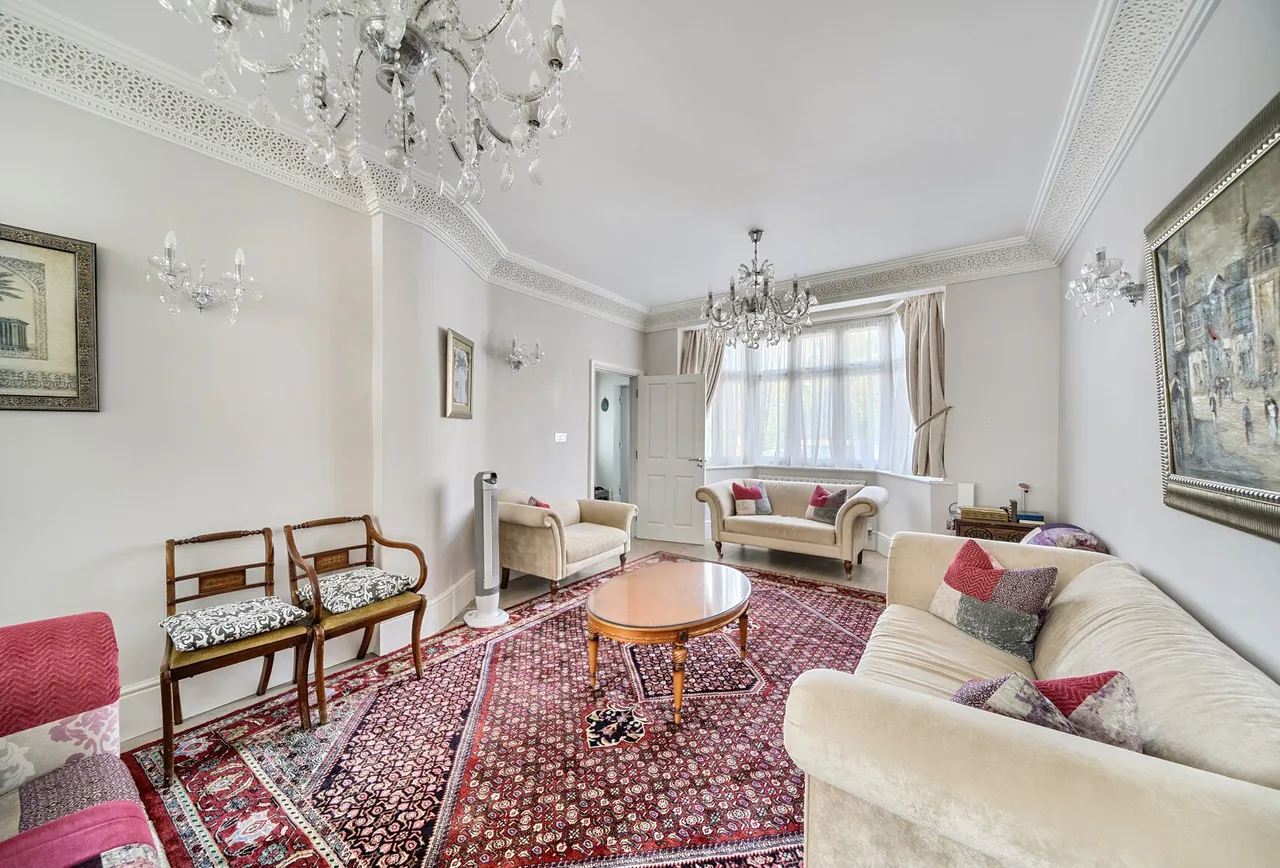 Fairfields Close, London, NW9 0PH, photo 11