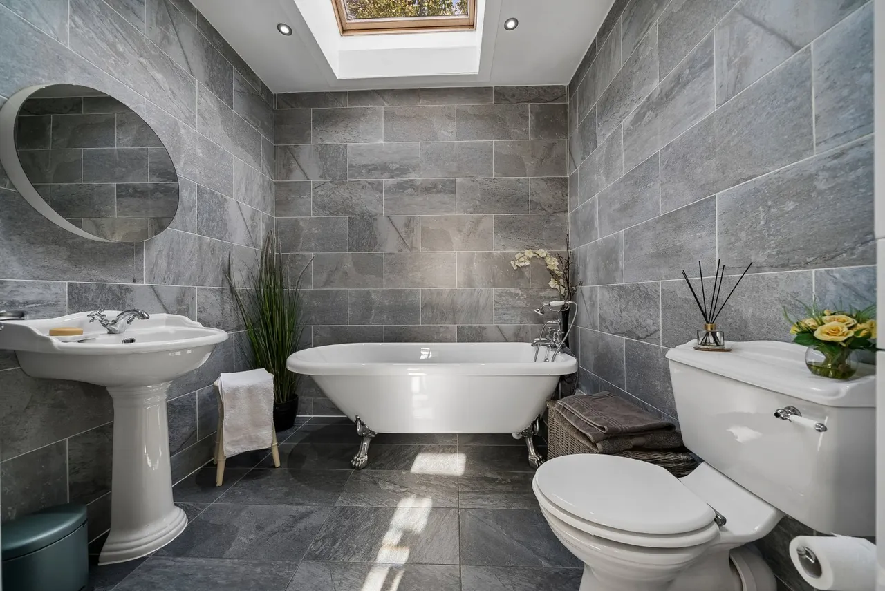 Shore Road, Cove, G84, photo 12