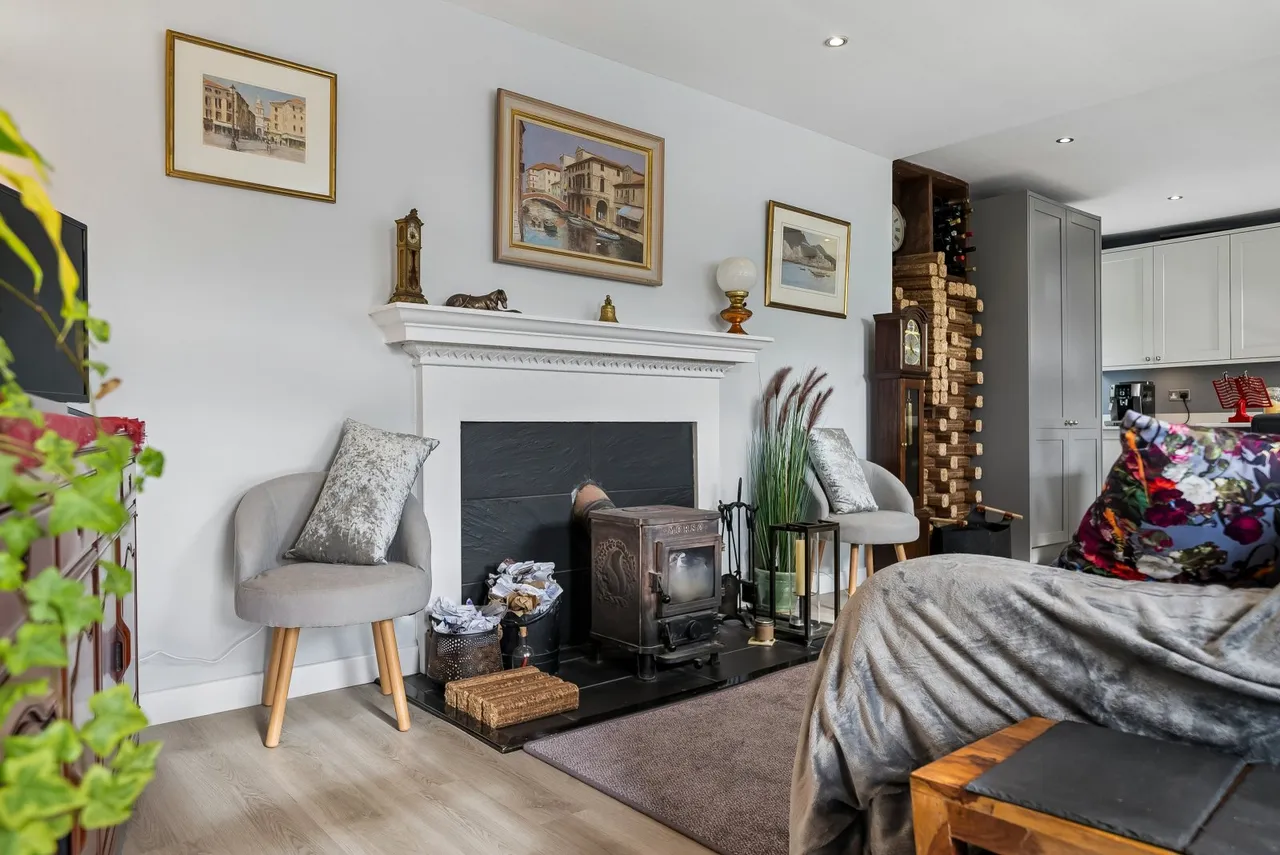 Shore Road, Cove, G84, photo 5