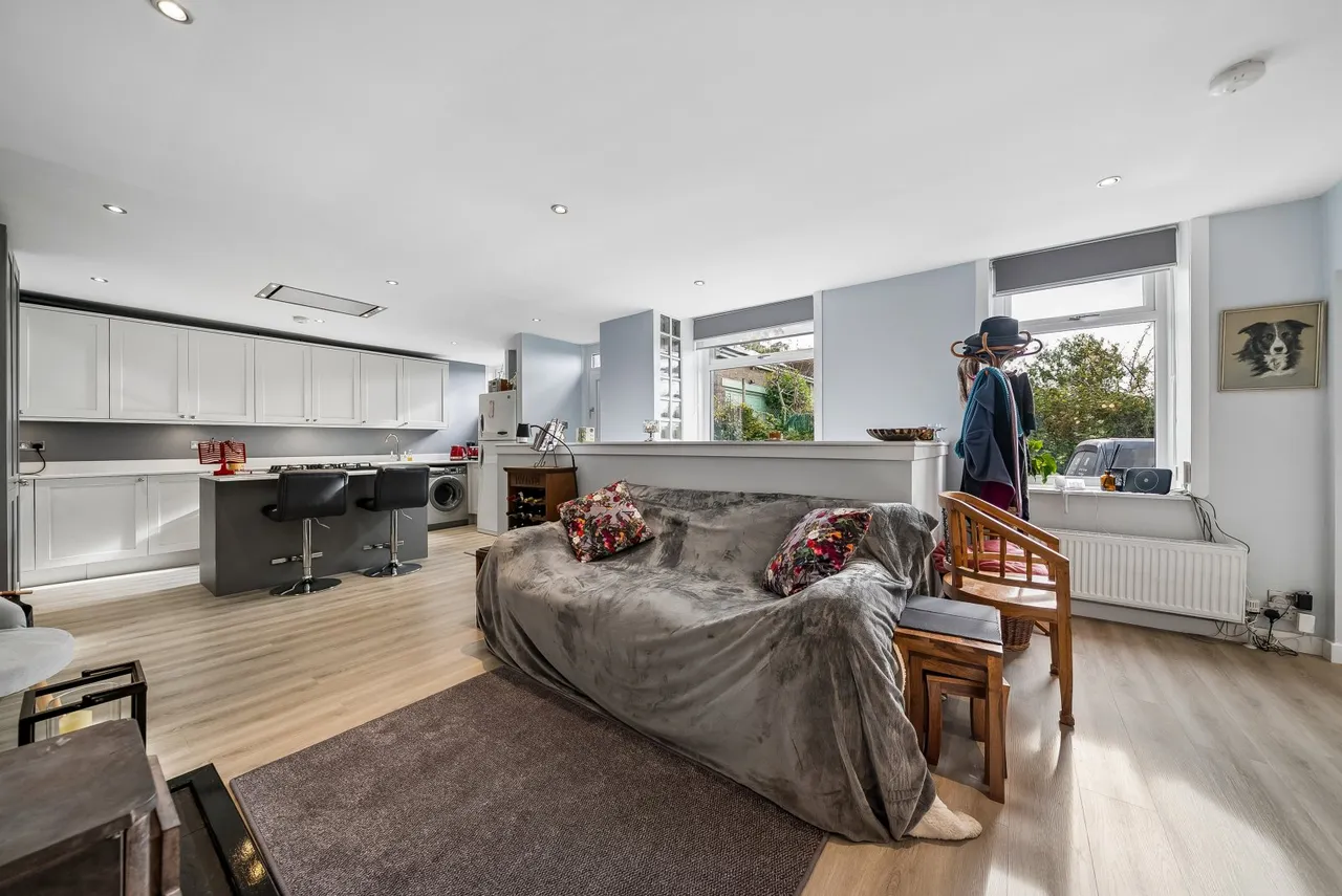 Shore Road, Cove, G84, photo 4