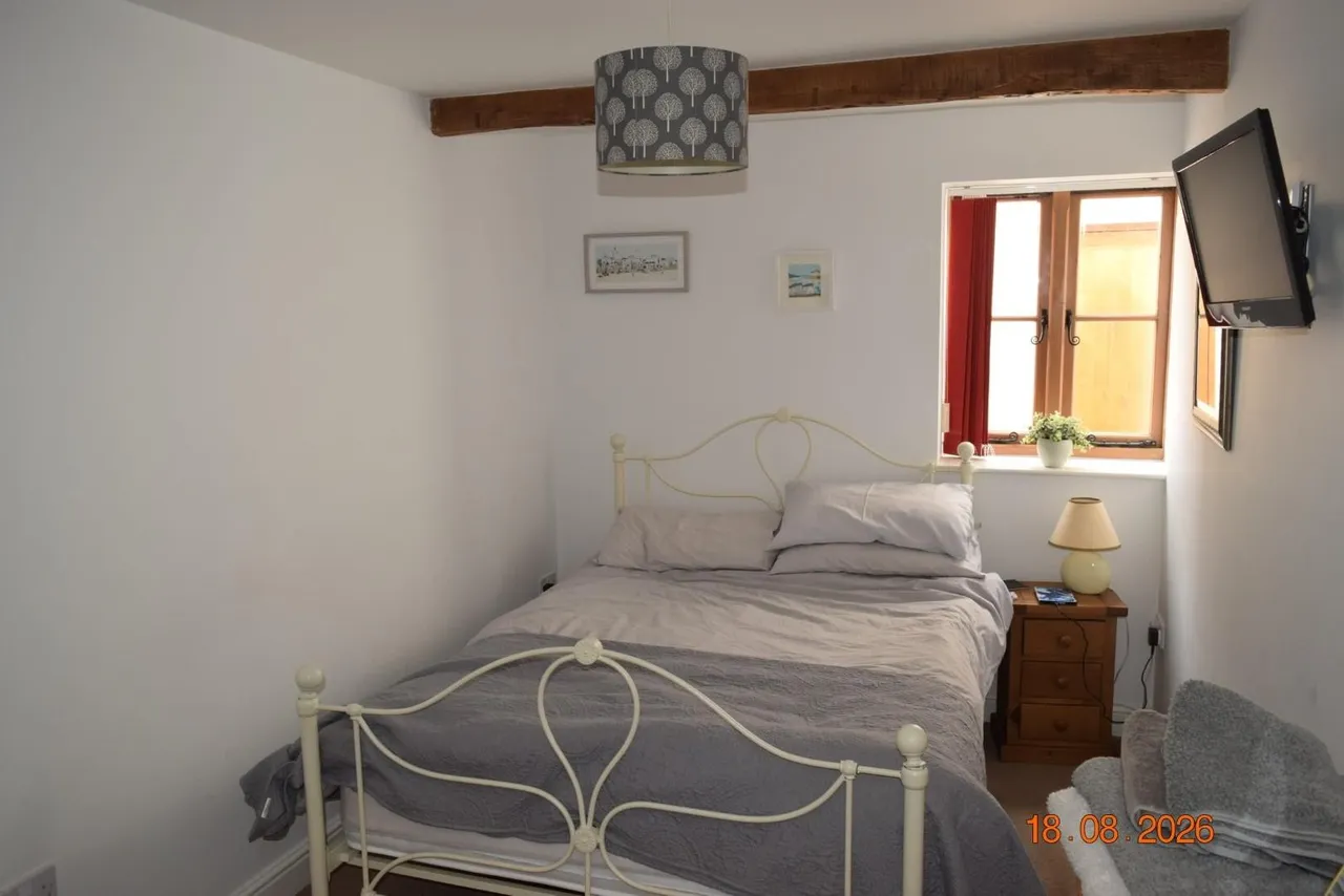 Southwick Road, Mark, TA9, photo 17