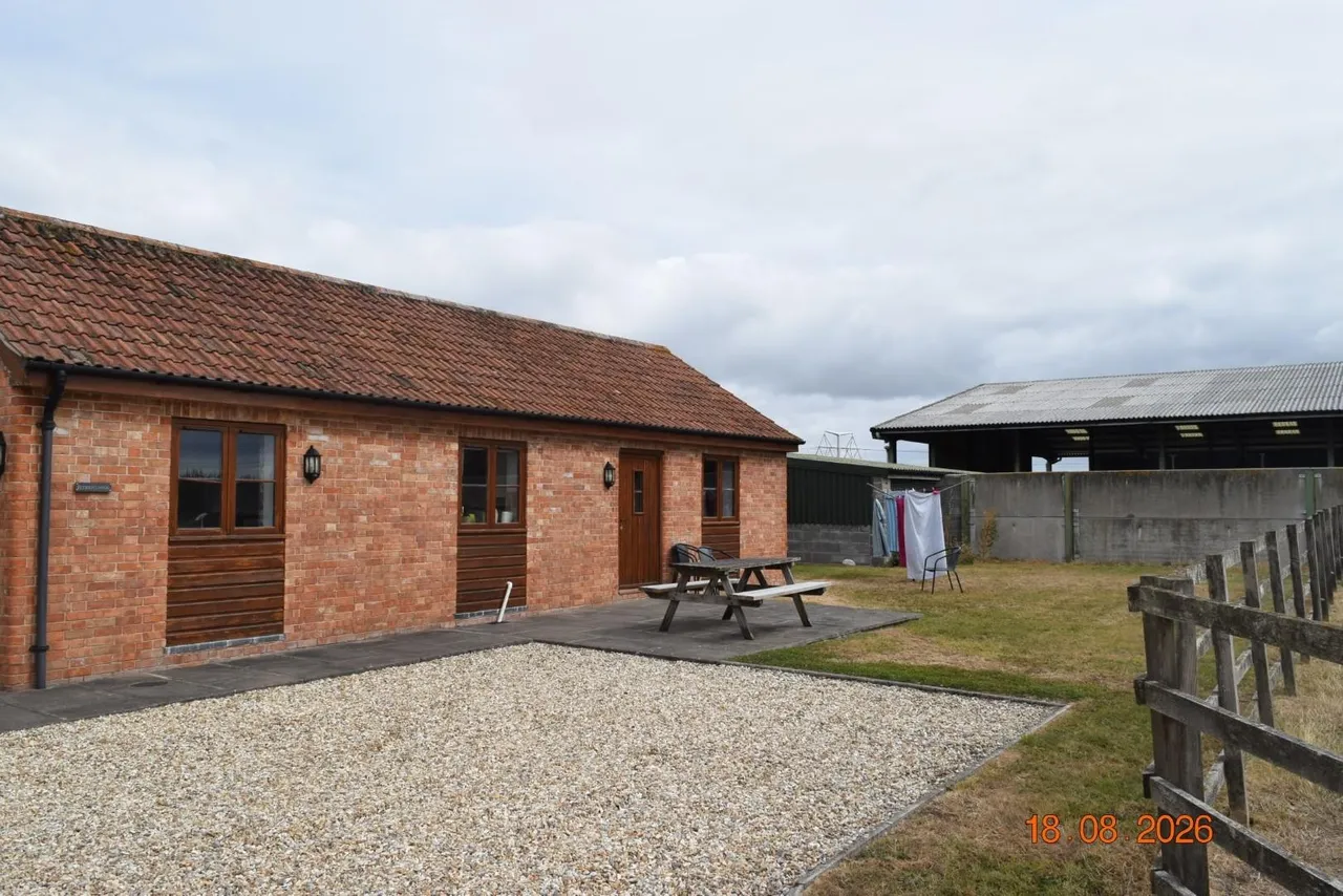 Southwick Road, Mark, TA9, photo 2