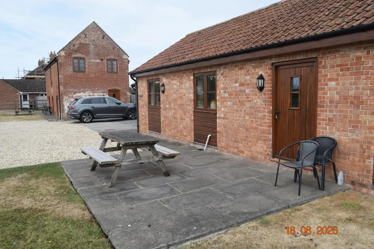 Southwick Road, Mark, TA9, photo 3