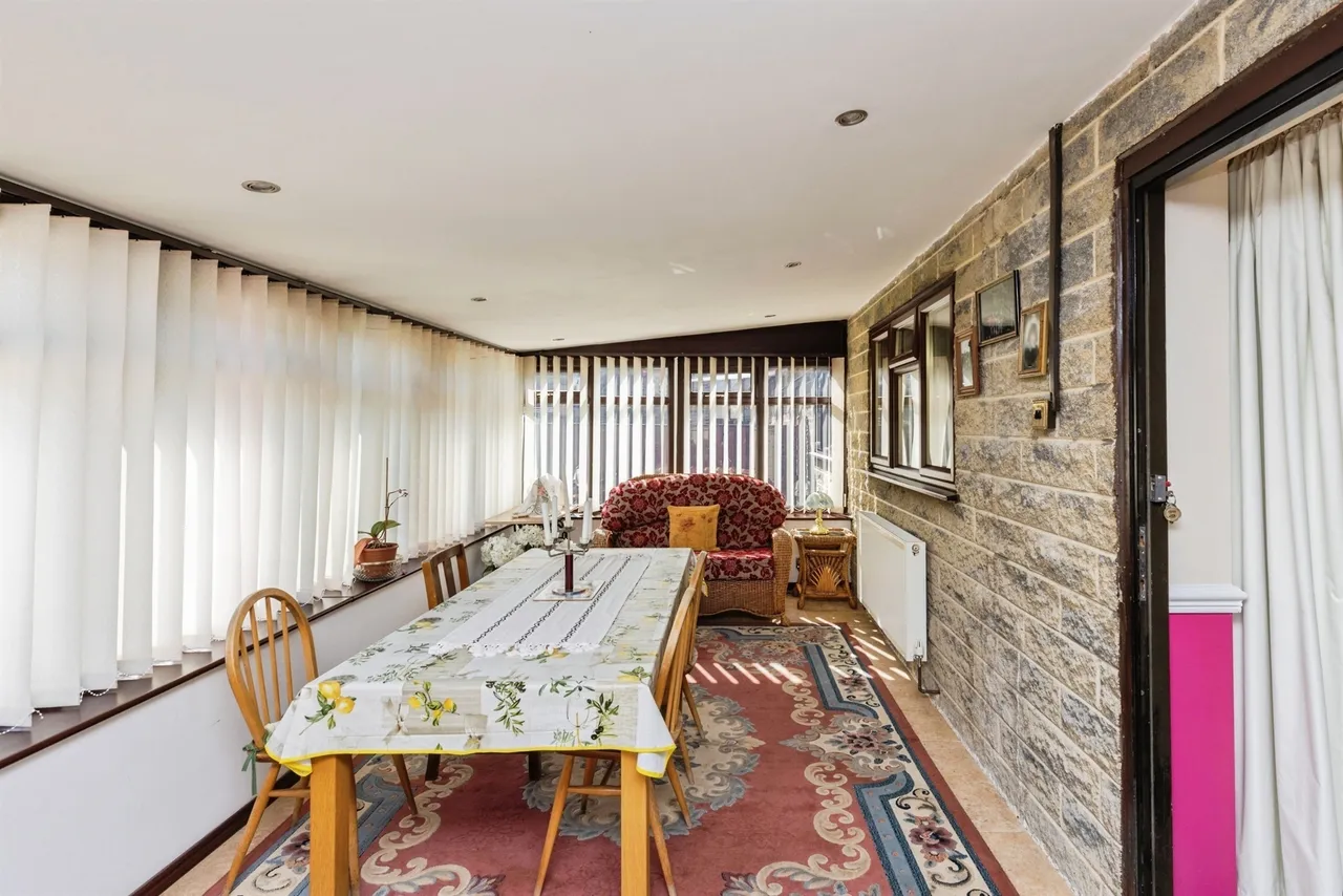 Tanglewood Court, Bradford, photo 8