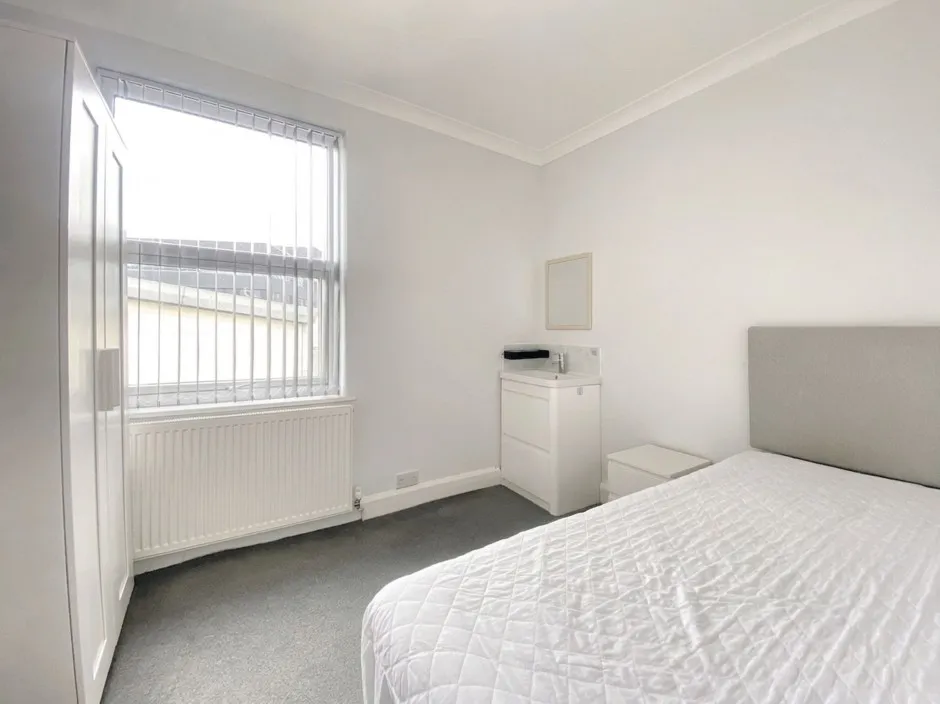 Cowley Road, Uxbridge, UB8, photo 10