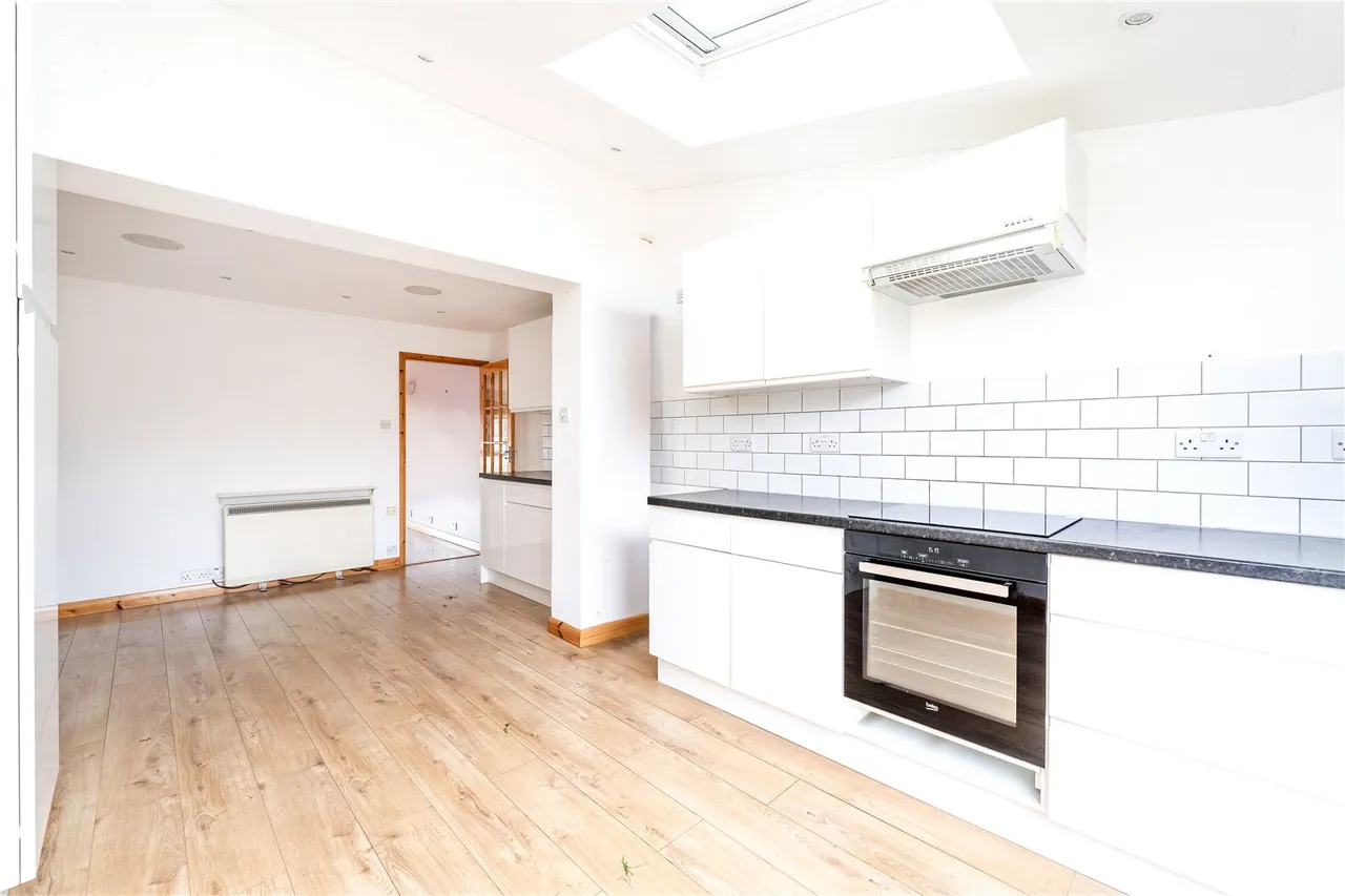 Wordsworth Road, Hampton, TW12 1ET, photo 5