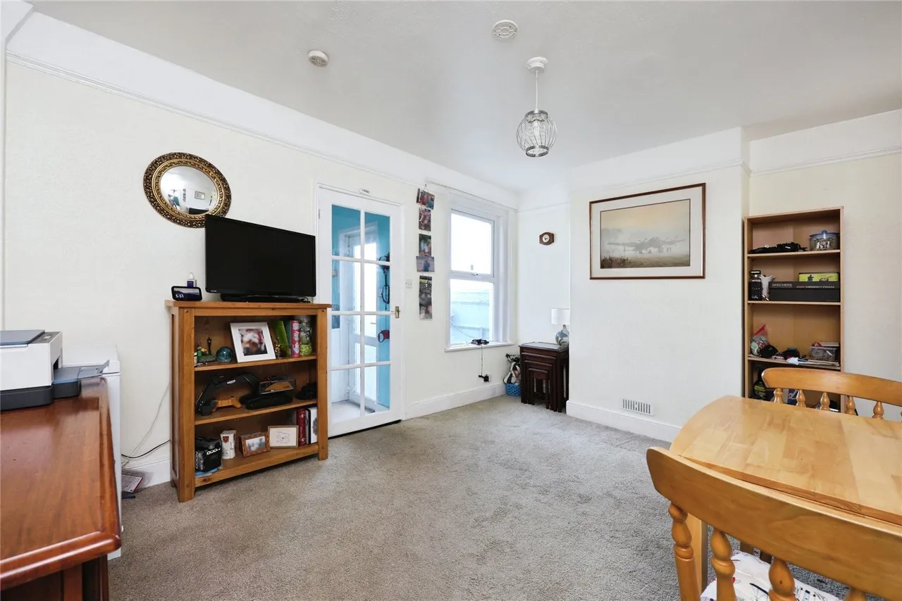 Cross Street, Sandown, PO36, photo 7