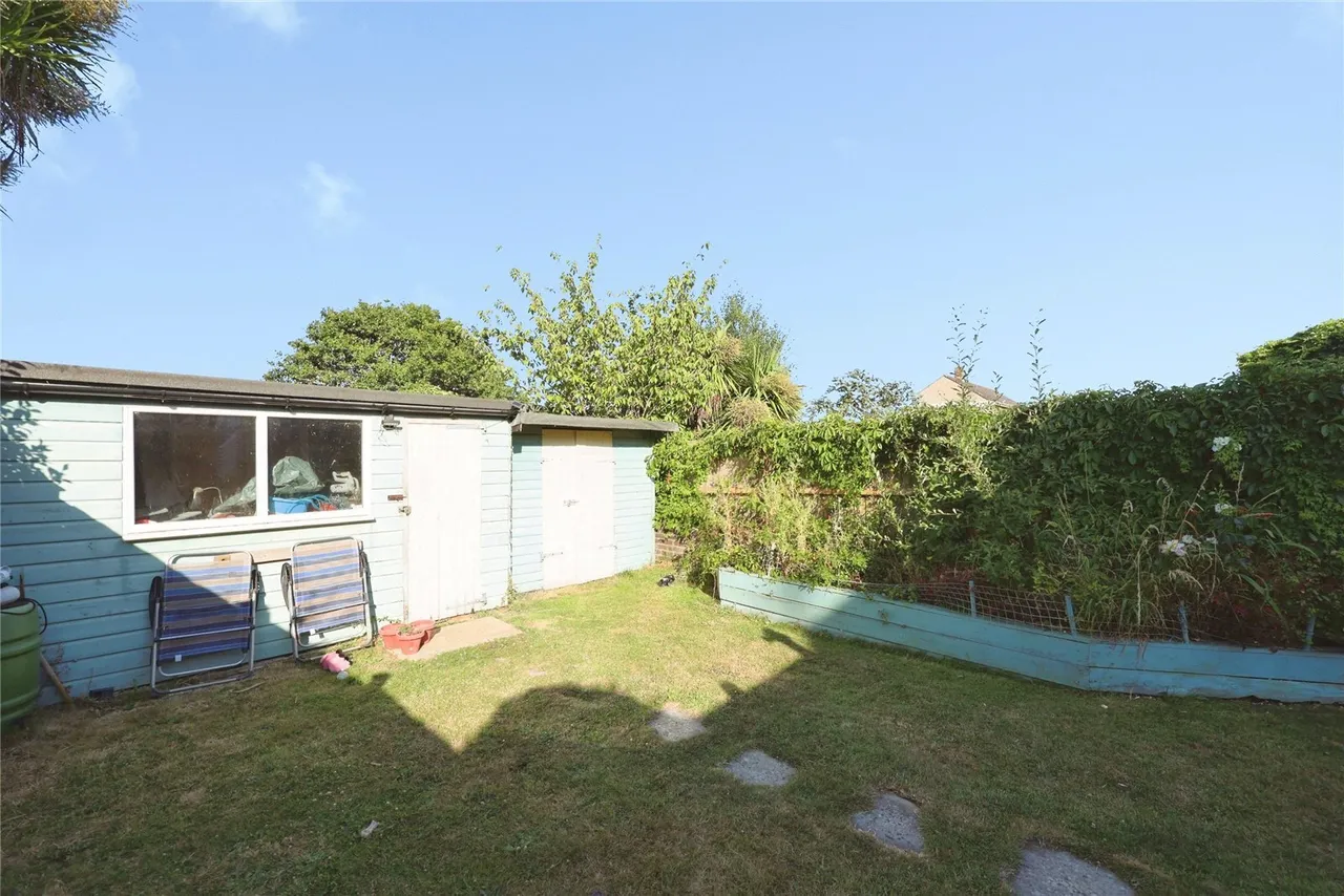 Cross Street, Sandown, PO36, photo 13