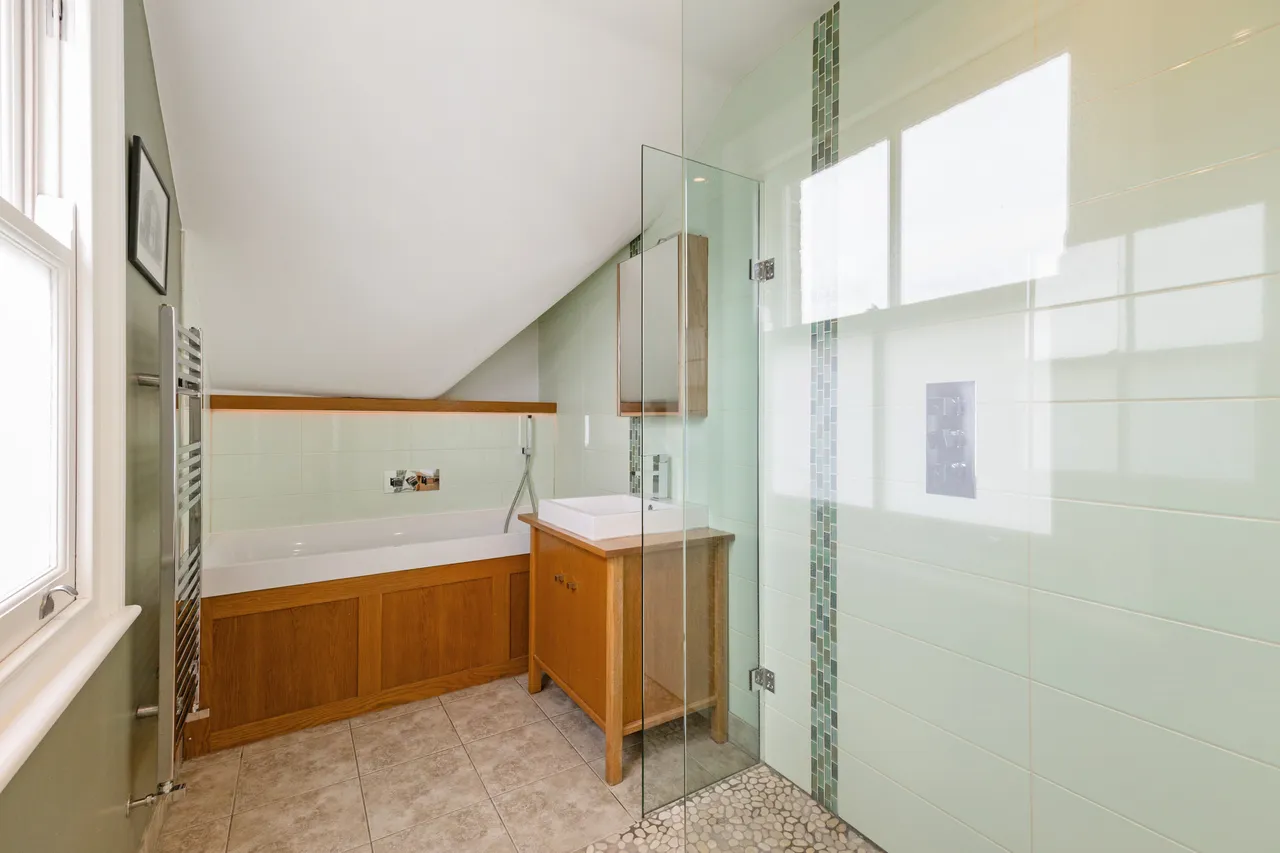 Bridgeman Road, Teddington, TW11, photo 11
