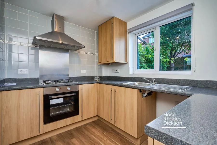 Haven Close, East Cowes, PO32, photo 2
