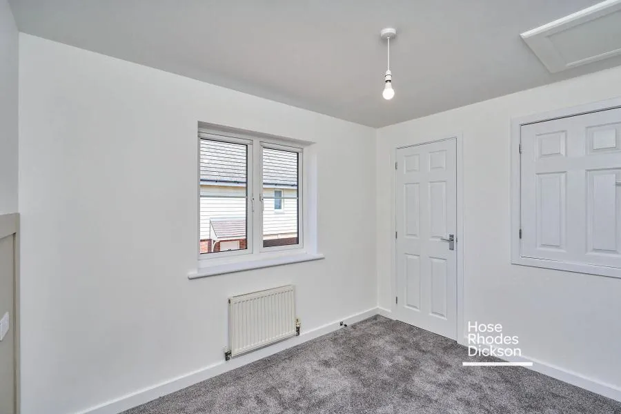 Haven Close, East Cowes, PO32, photo 5