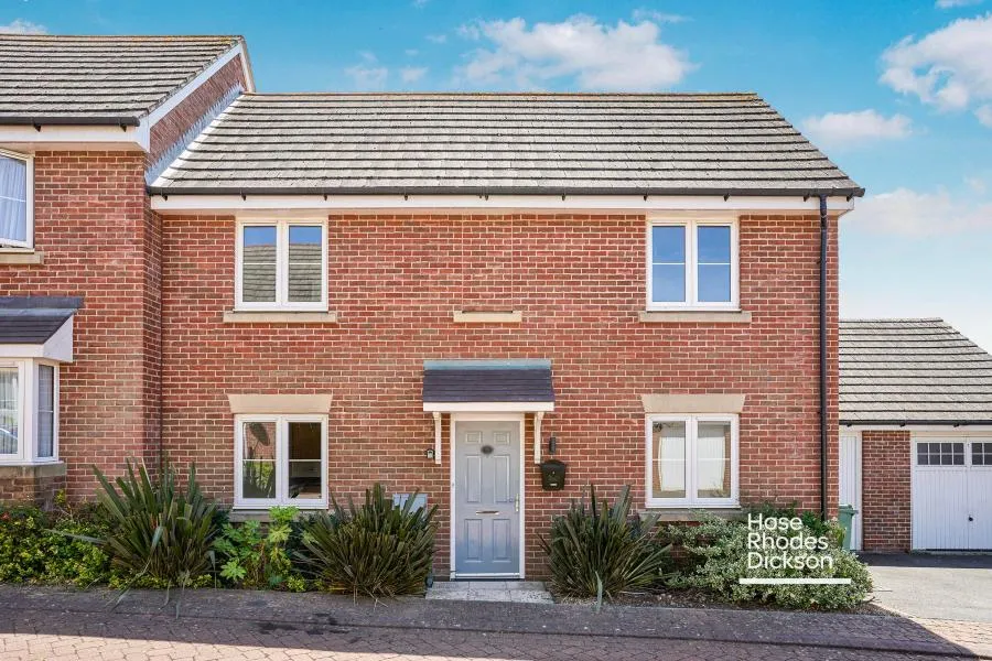 4 bed house to rent, Haven Close, East Cowes, PO32