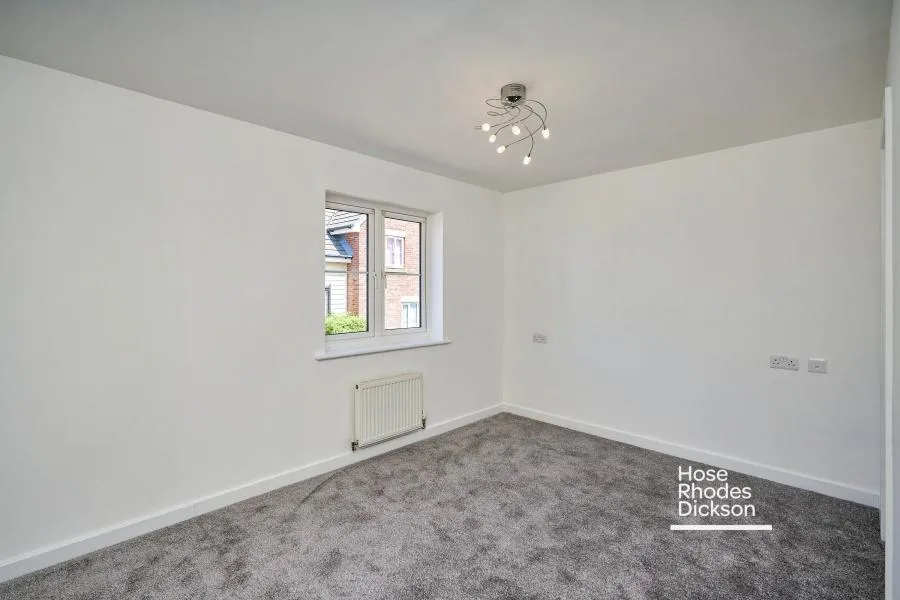 Haven Close, East Cowes, PO32, photo 4