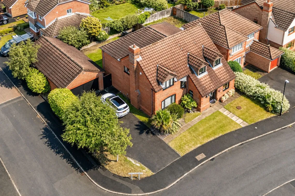 Orchard Drive, Whittle-Le-Woods, PR6, photo 2