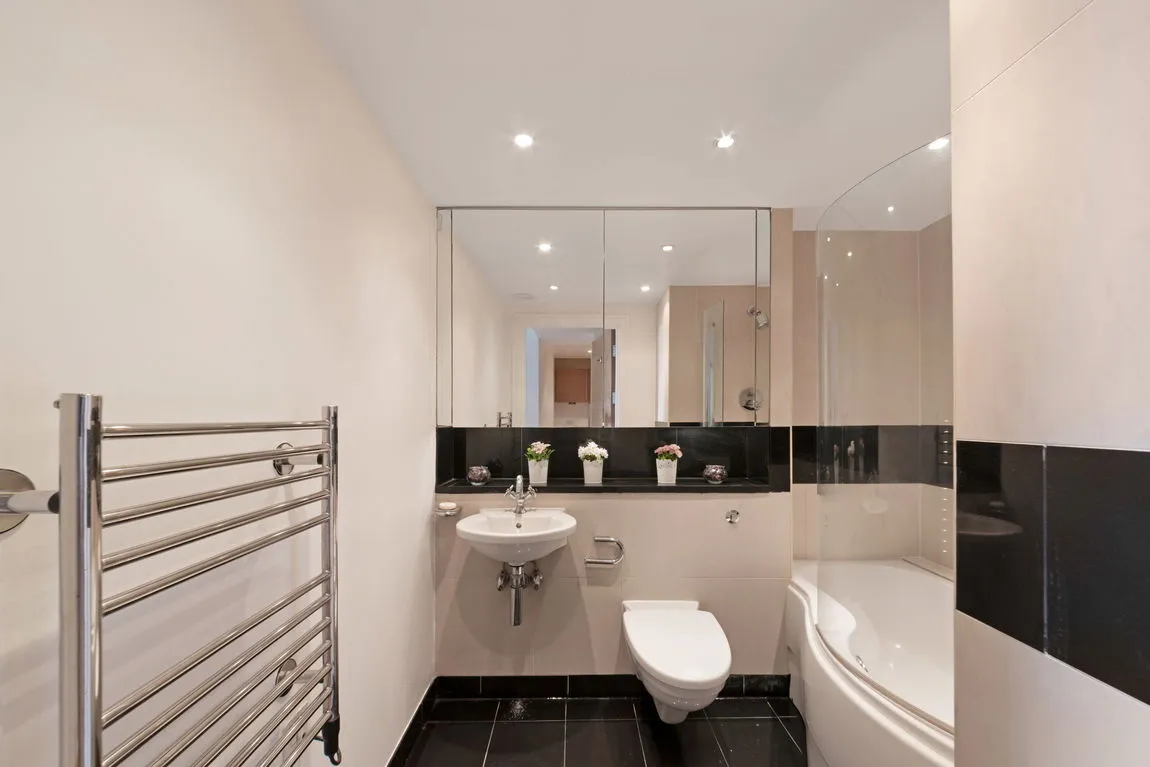 Queenstown Road, London, SW11, photo 8