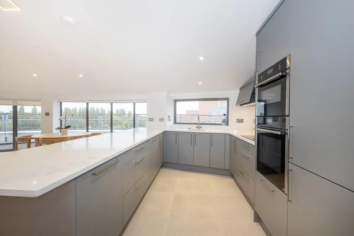 Avante Court Kingston Upon Thames KT1, photo 5