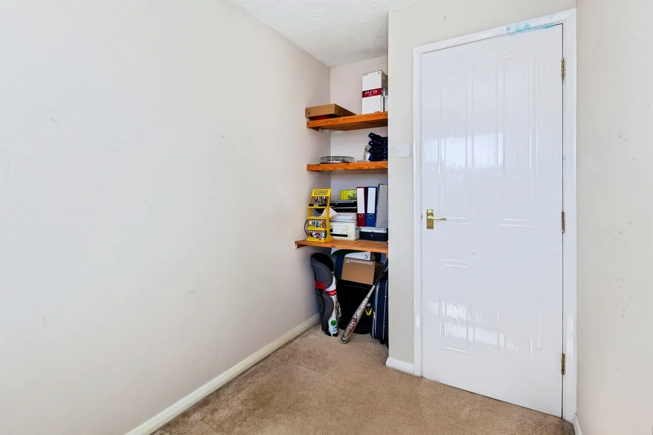 Manor Court, Slough, SL1, photo 15