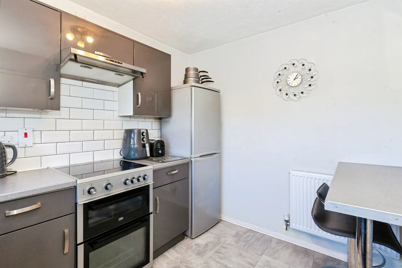 Manor Court, Slough, SL1, photo 20