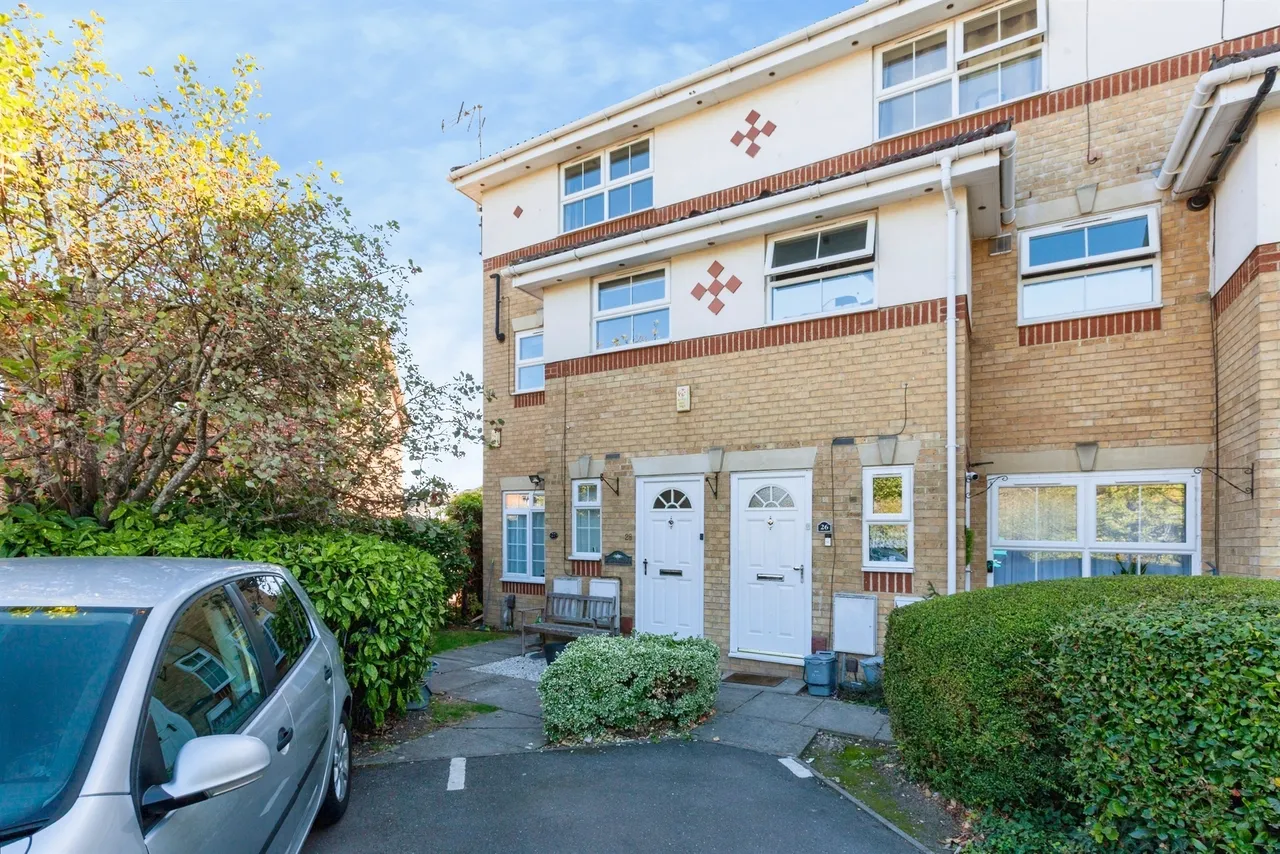 Manor Court, Slough, SL1, photo 19