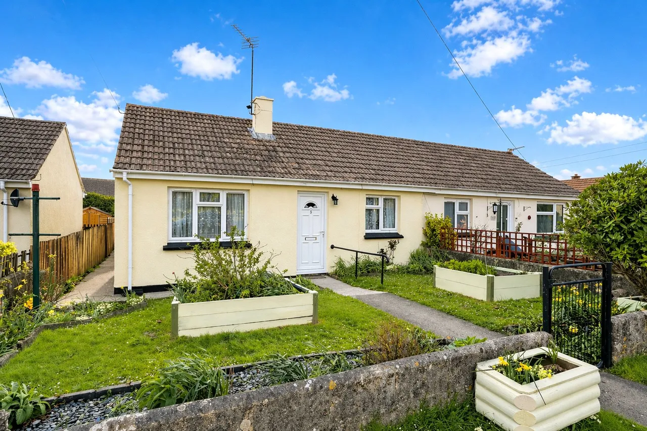 1 bed house for sale, Bodinnick Road, St. Tudy, PL30