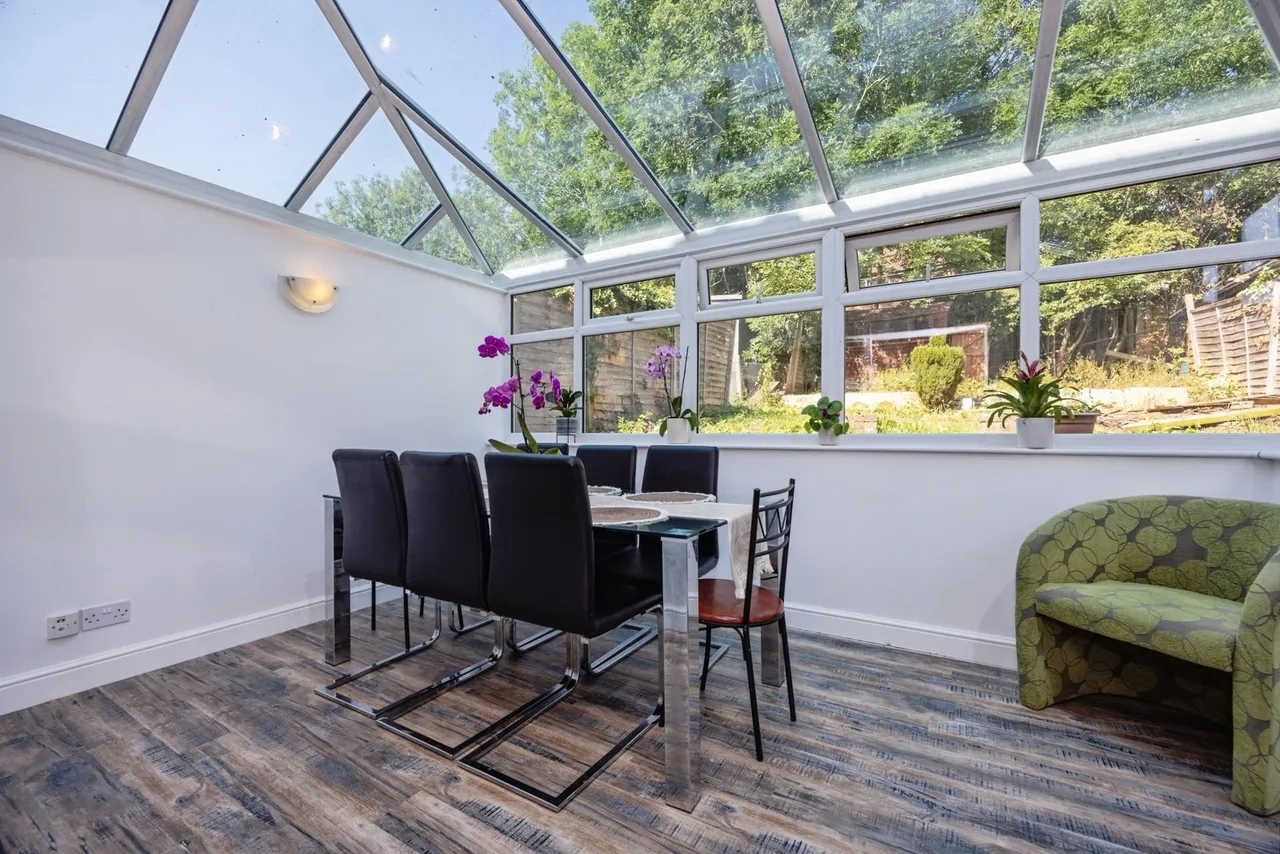 Woodside Road, Guildford, GU2, photo 4