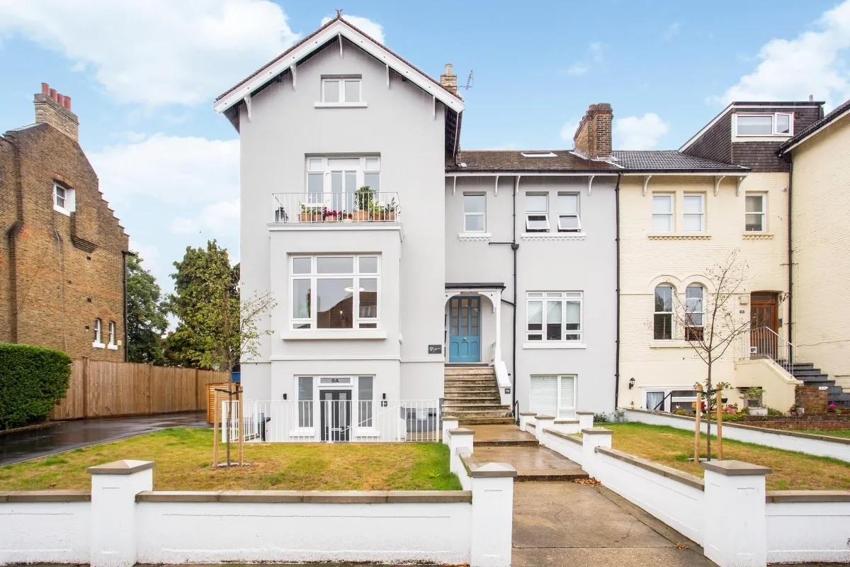 1 bed flat to rent — Gloucester Road Teddington TW11