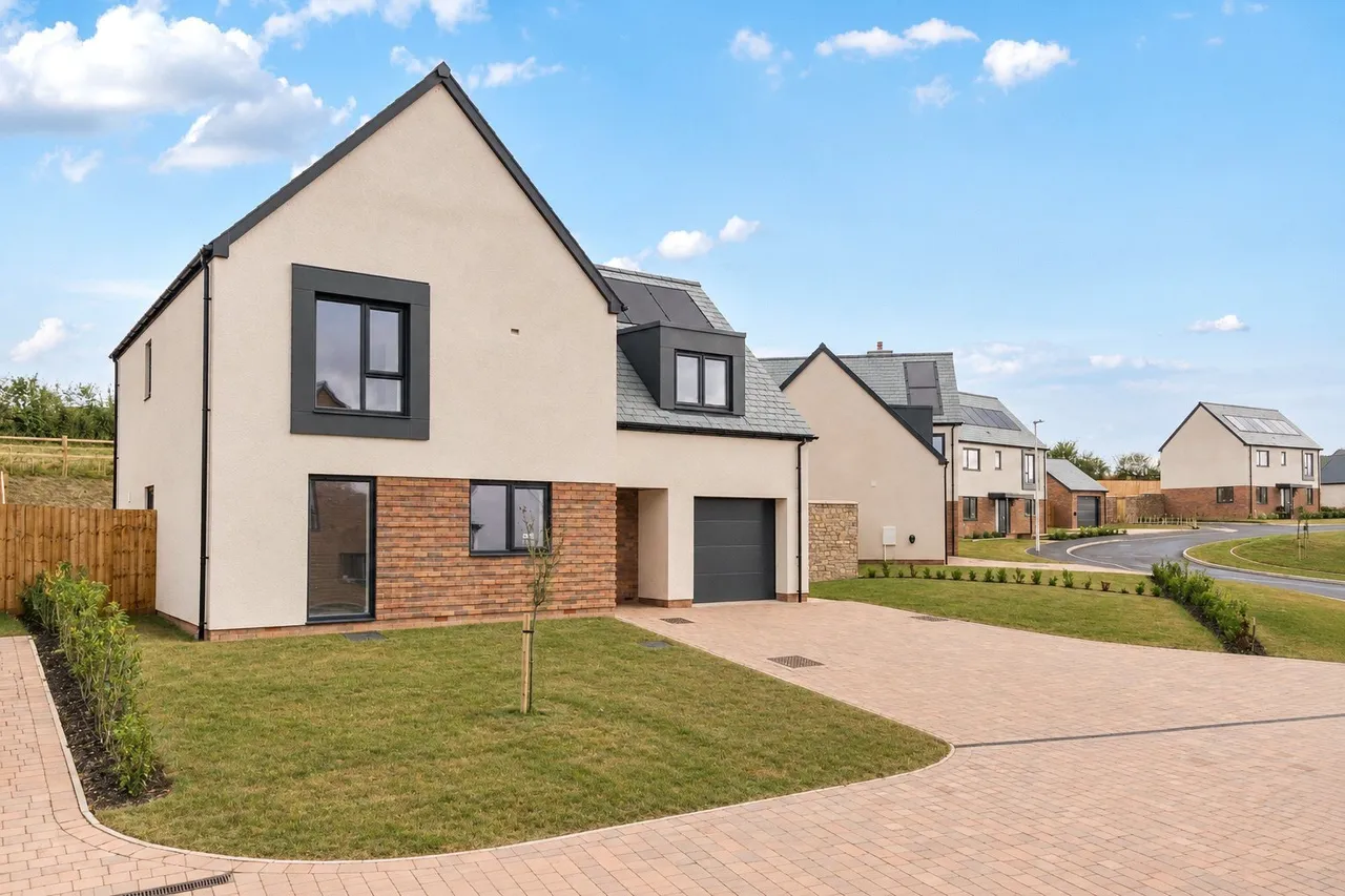 4 bed property for sale, Belstone View, Morchard Bishop, EX17