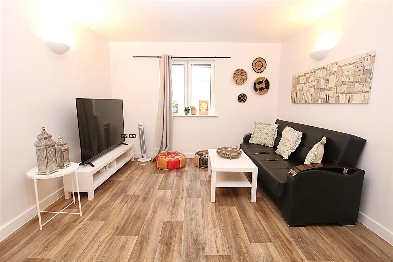 Sigma House, 2 bedroom, 2 bathroom Apartment, photo 2