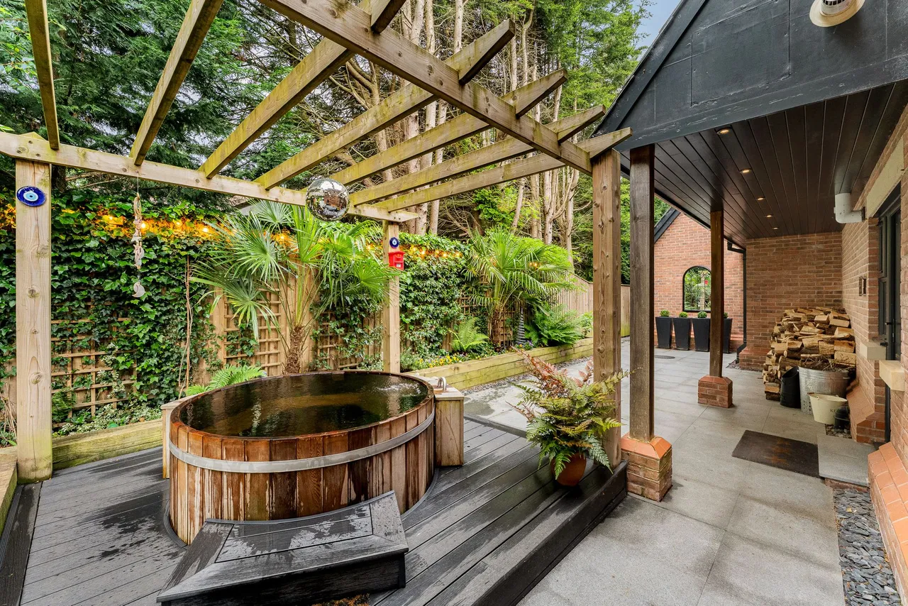 Upcast Lane, Alderley Edge, SK9, photo 27