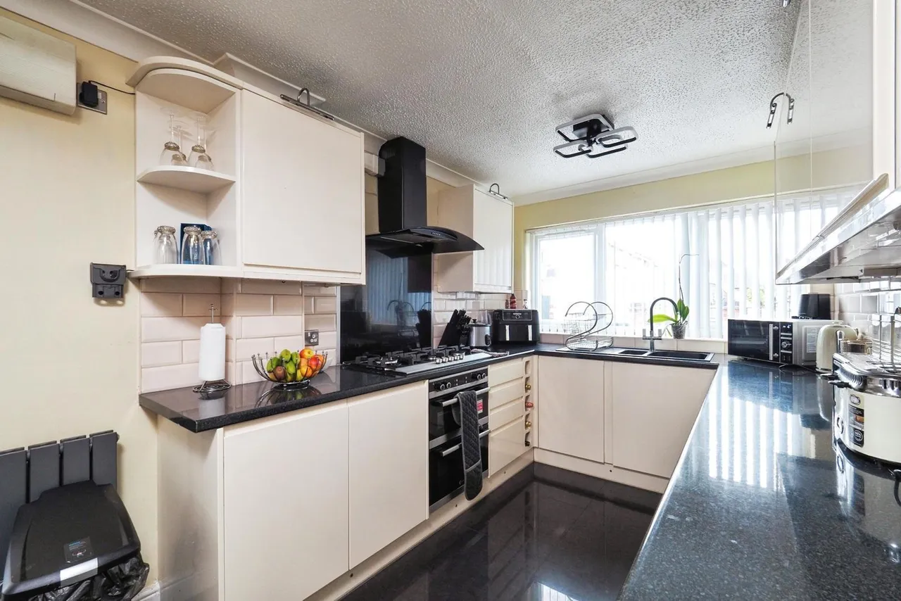 Dennis Street, NOTTINGHAM, Nottinghamshire, NG4, photo 2