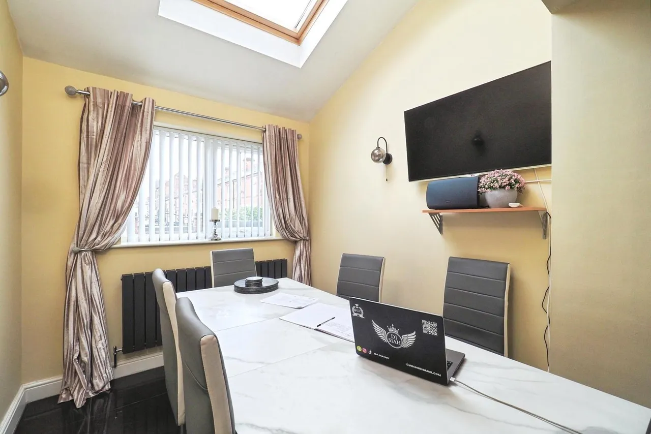 Dennis Street, NOTTINGHAM, Nottinghamshire, NG4, photo 4