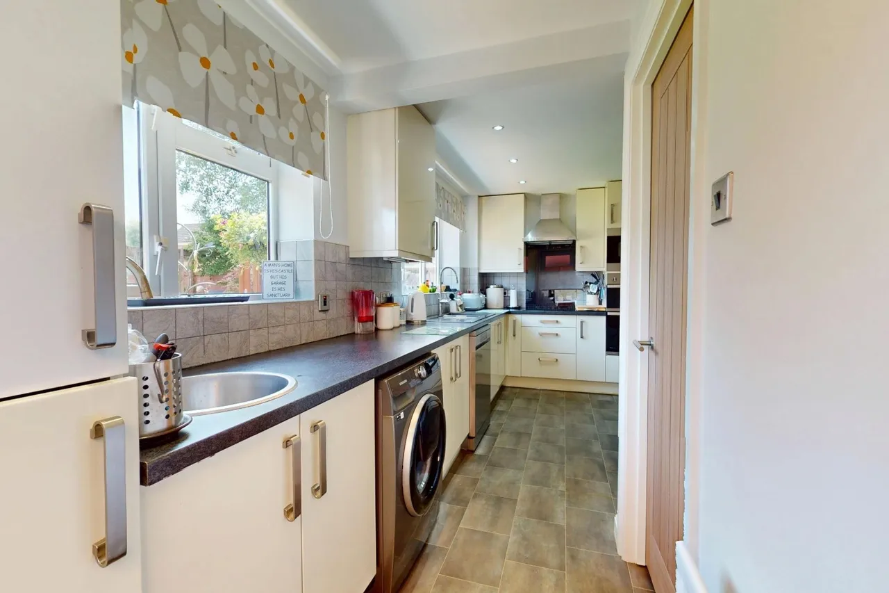 Kingsley Drive, Muxton, Telford TF2 8DH, photo 9