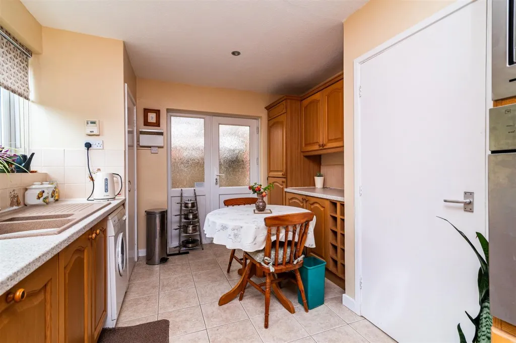 Padleys Lane, Burton Joyce, photo 10