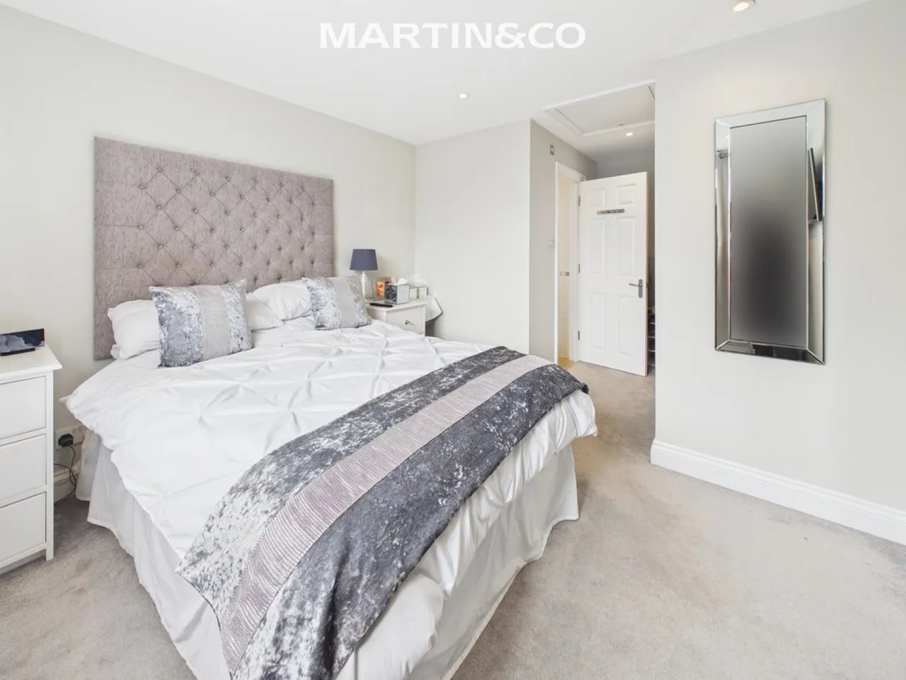 Harcourt Close, Egham, photo 9