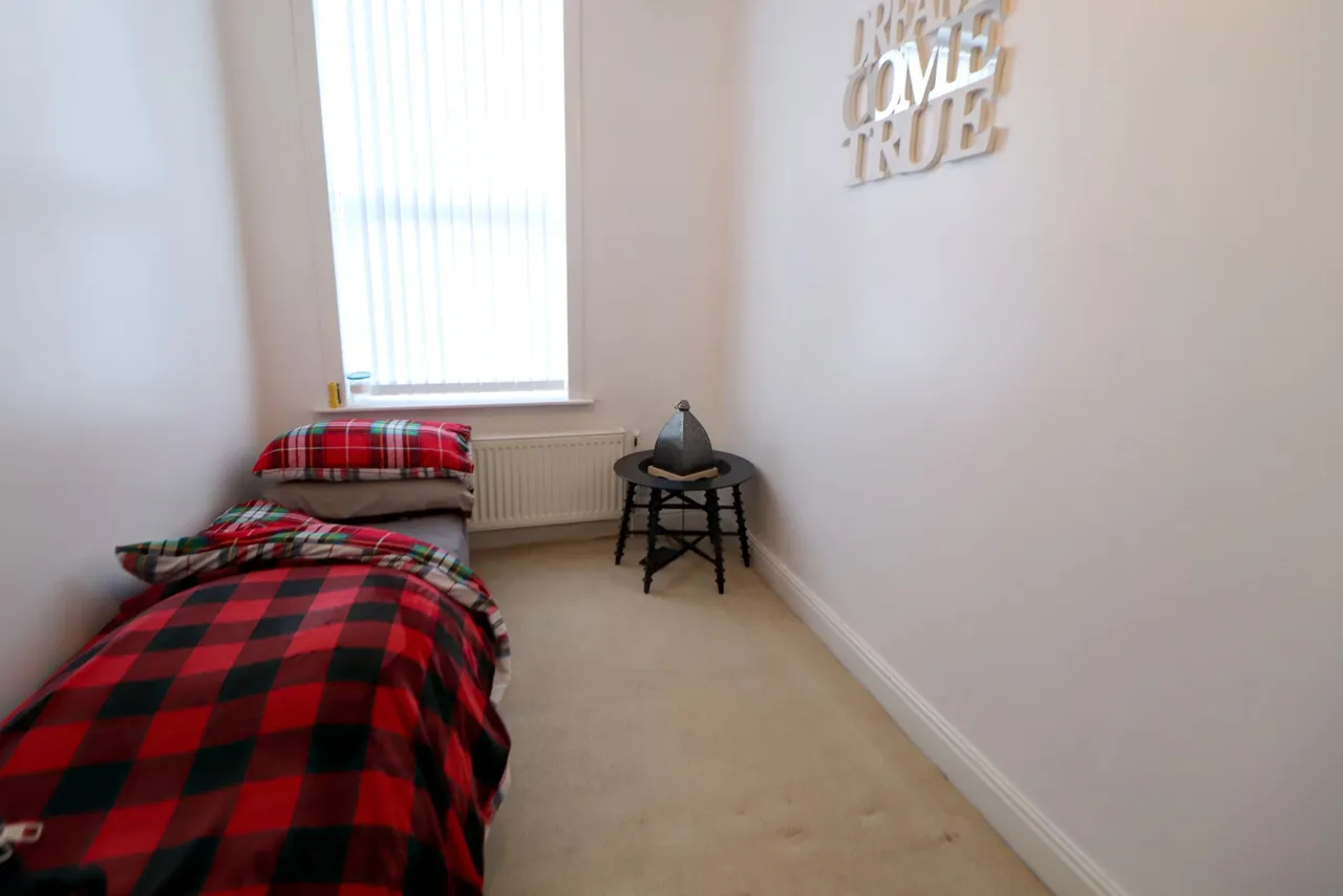 Agincourt Street, Heywood, OL10, photo 17