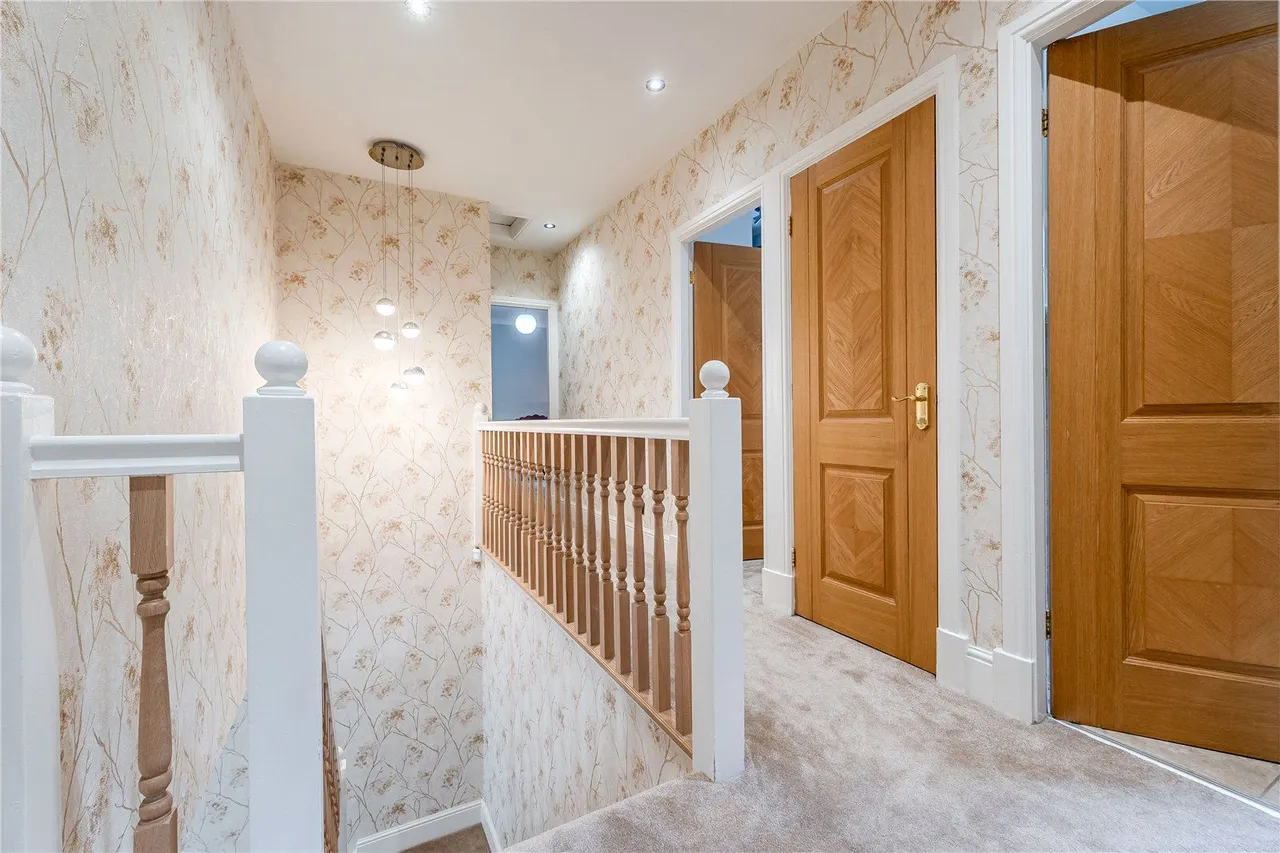 Newlay Grove, Horsforth, LS18, photo 18
