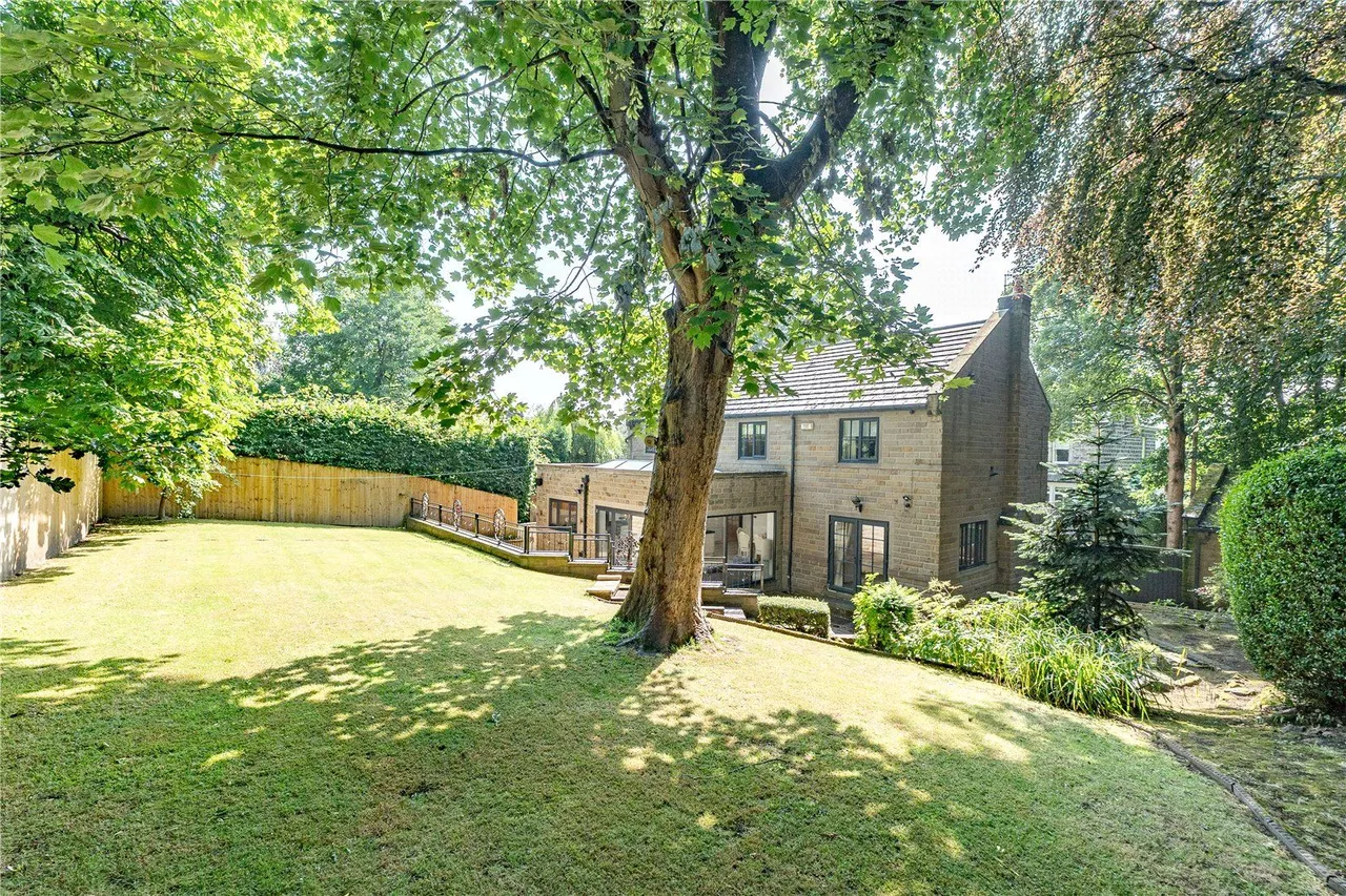 Newlay Grove, Horsforth, LS18, photo 23