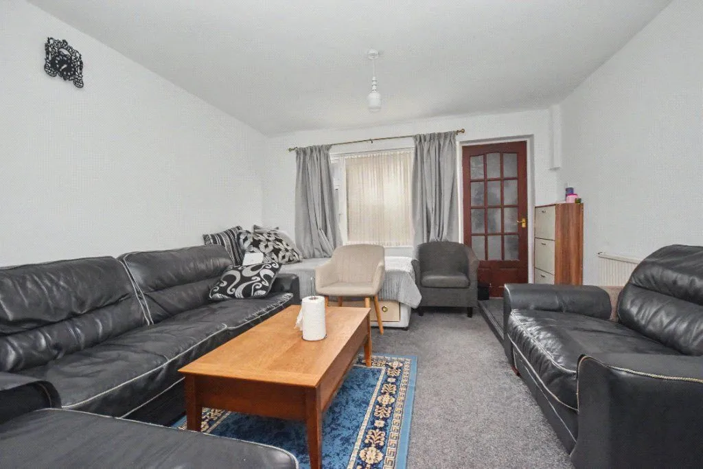 Hudswell Street, Wakefield, WF1, photo 2