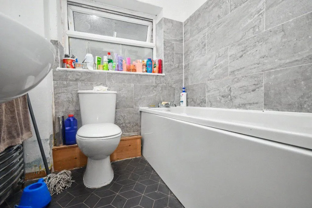 Hudswell Street, Wakefield, WF1, photo 6