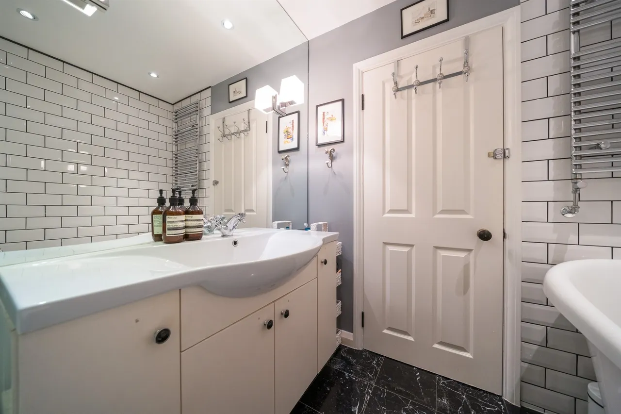 Rickmansworth Road, Watford, WD18, photo 13