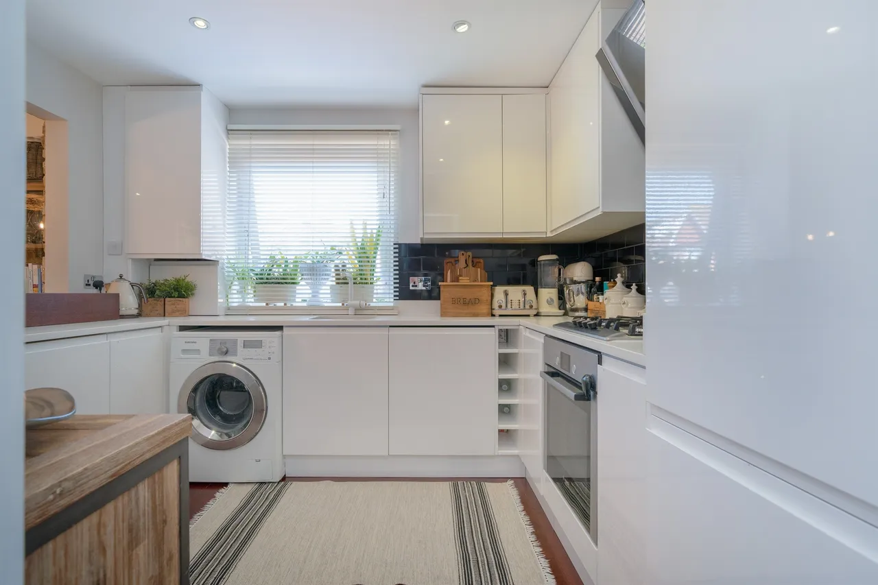 Rickmansworth Road, Watford, WD18, photo 4