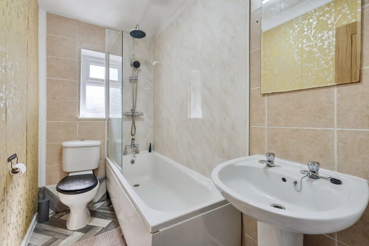 Wigan Road, Westhoughton, BL5, photo 13