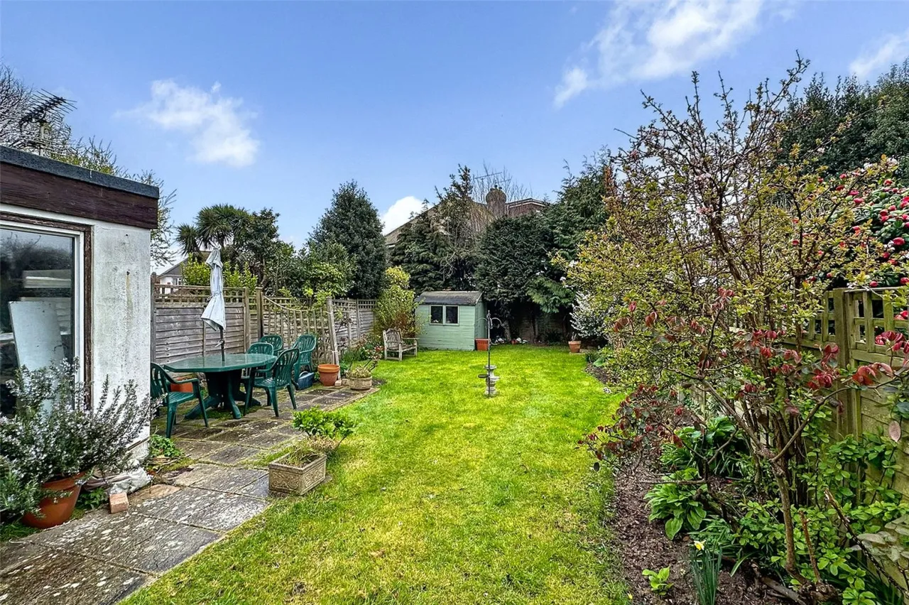 Rustington, Littlehampton, BN16, photo 5