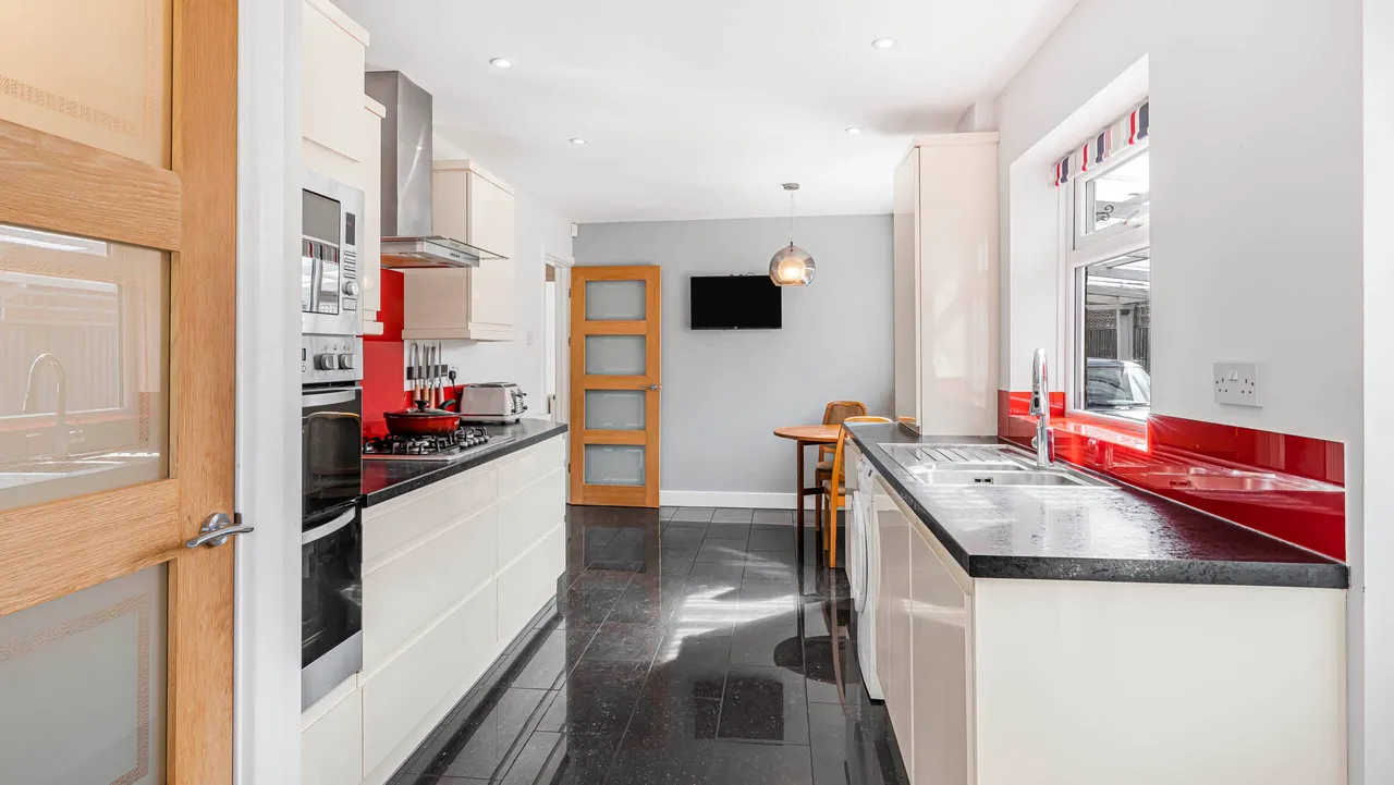 Sharrat Field, Sutton Coldfield, Sutton Coldfield, B75 6QT, photo 5