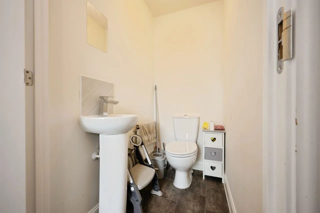 Brewery Lane, Broughton, HP22, photo 6