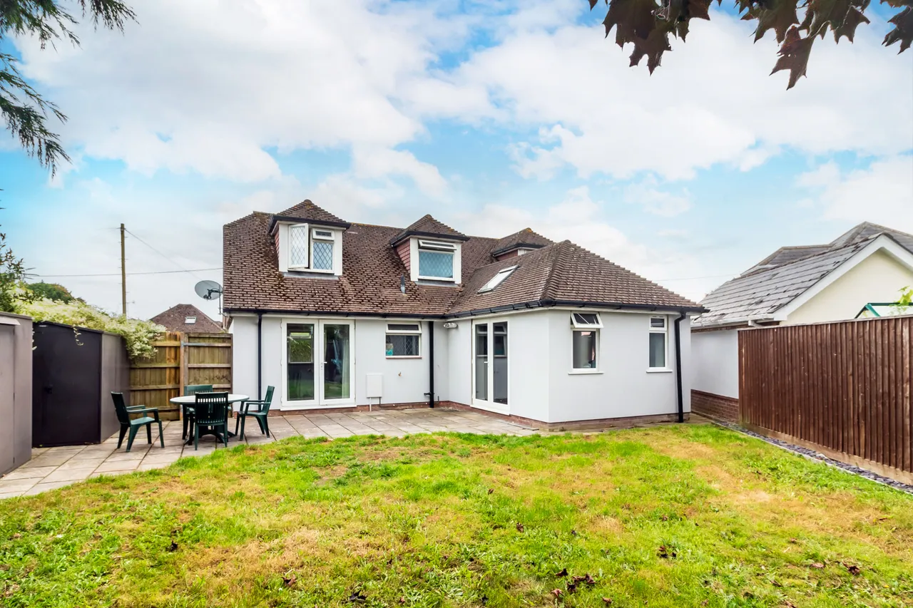 19 Highfield Road, Ringwood, BH24 1RG, photo 15