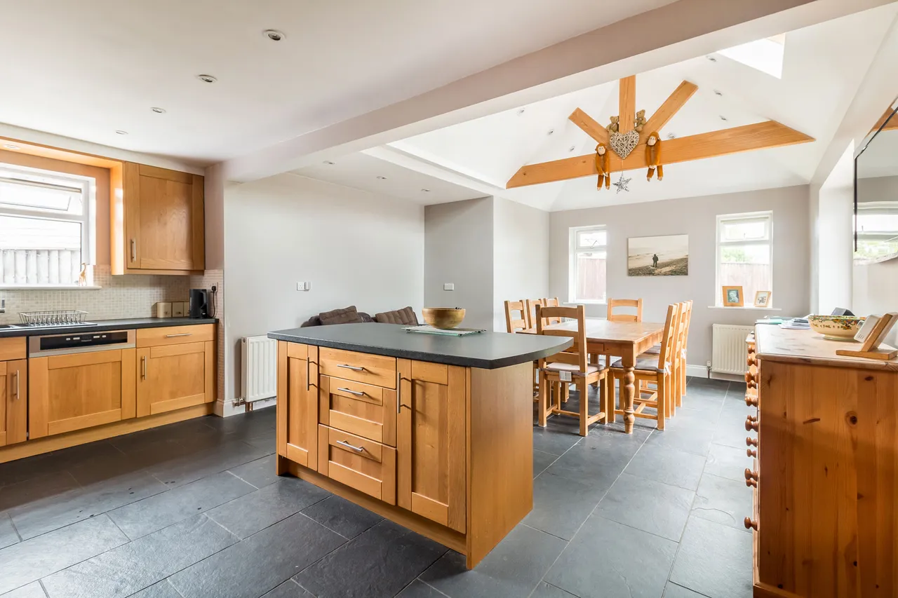 19 Highfield Road, Ringwood, BH24 1RG, photo 5